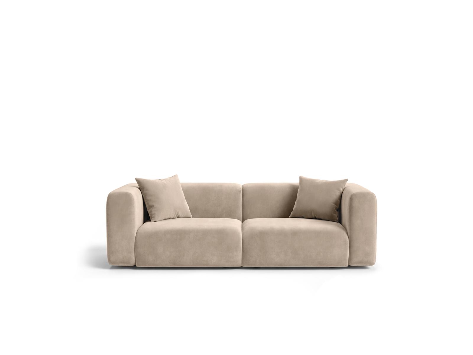 Luksusowa sofa dla 2 osób SORISSO w delikatnym, jasnobeżowym odcieniu, doskonała do wnętrz w stylu modern classic.